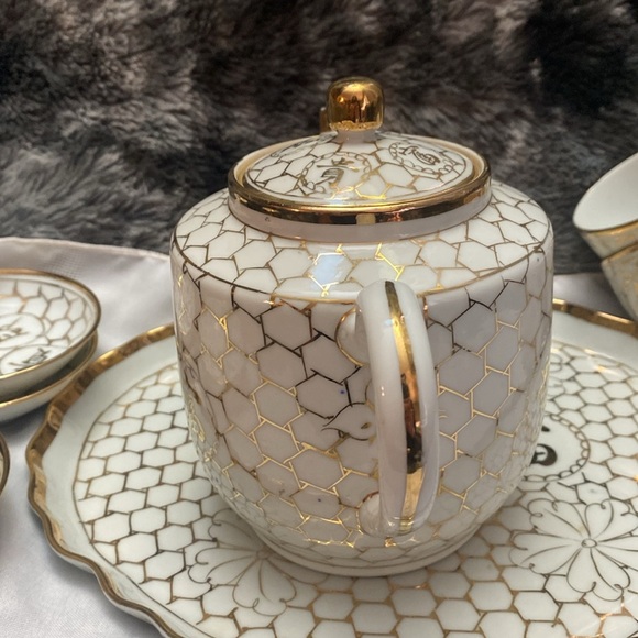 Vintage Chinese Good Fortune Gold teas set - Picture 4 of 16